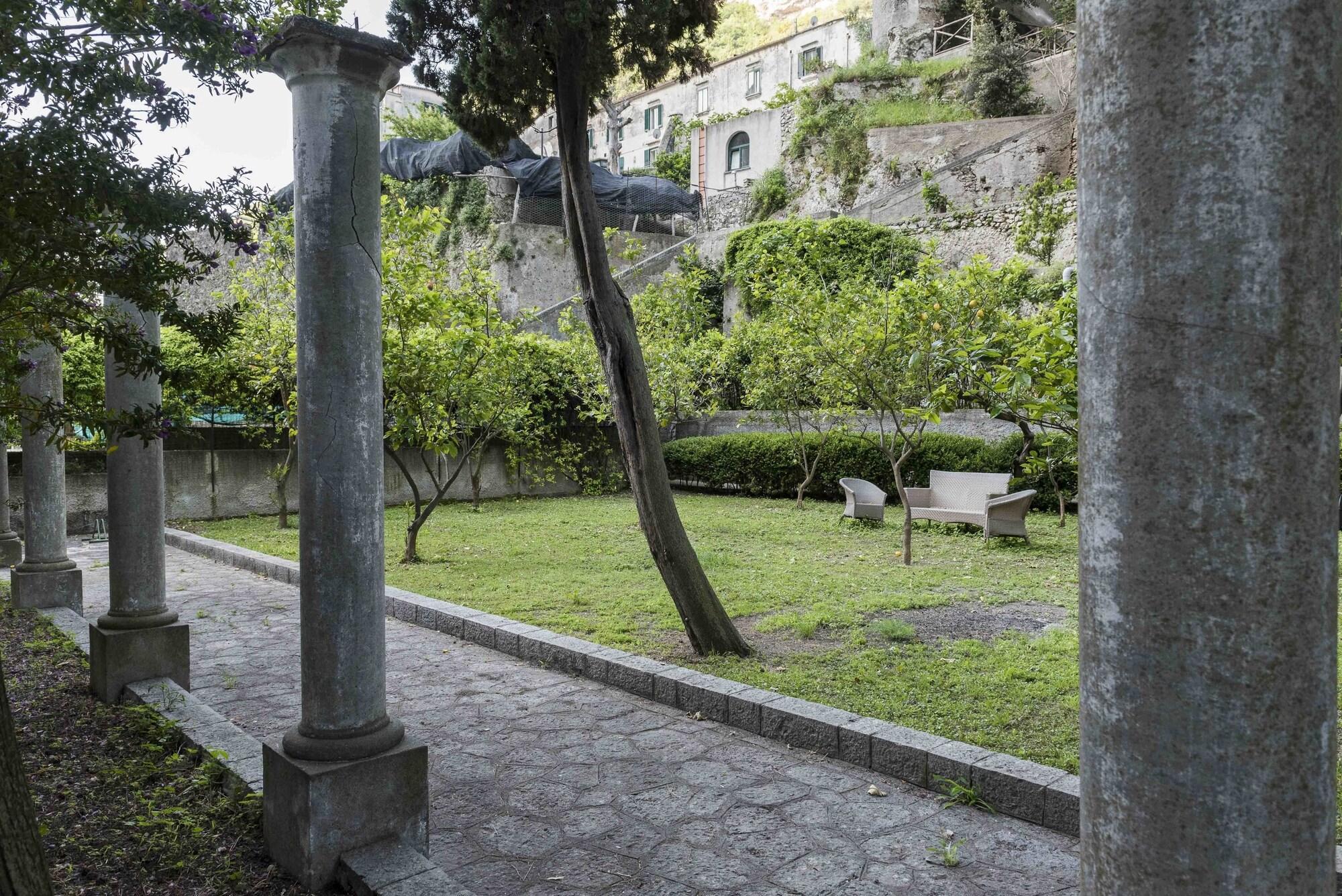 Hotel Villa Annalara Charme And Relax Amalfi Eksteriør bilde