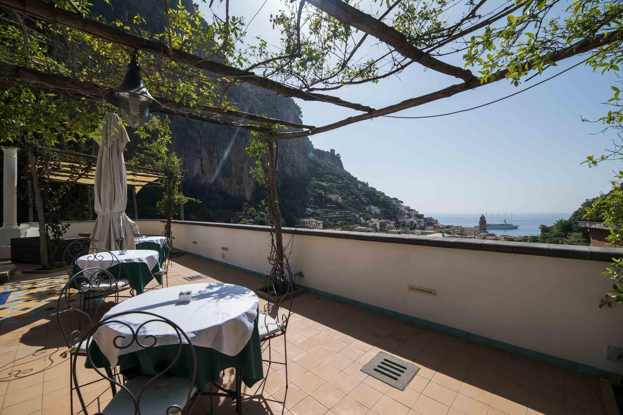 Hotel Villa Annalara Charme And Relax Amalfi Eksteriør bilde