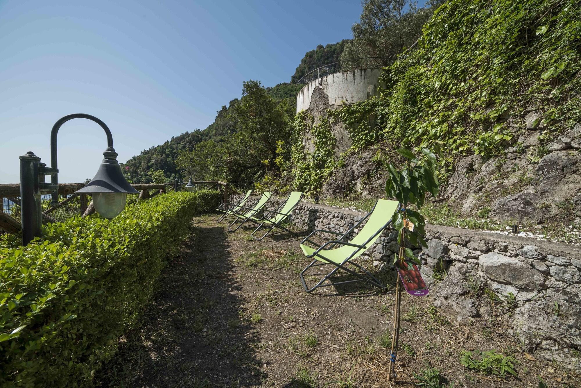 Hotel Villa Annalara Charme And Relax Amalfi Eksteriør bilde